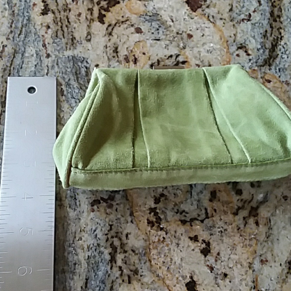 EXPRESS Pashmina and UNLISTED clutch - Picture 3 of 5
